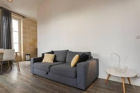Charmant T2 Place De Lerme Bordeaux Exterior foto