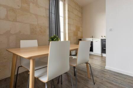 Charmant T2 Place De Lerme Bordeaux Exterior foto