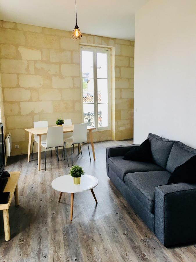 Charmant T2 Place De Lerme Bordeaux Exterior foto